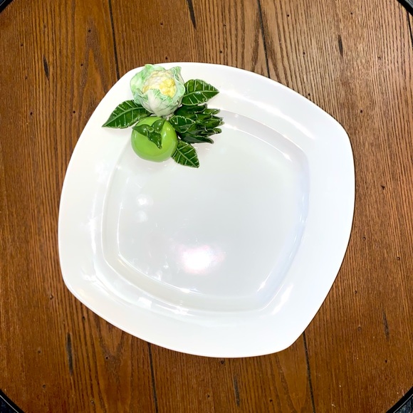 Italian Decorative Plate with inbuilt Green Veggies - Picture 2 of 16
